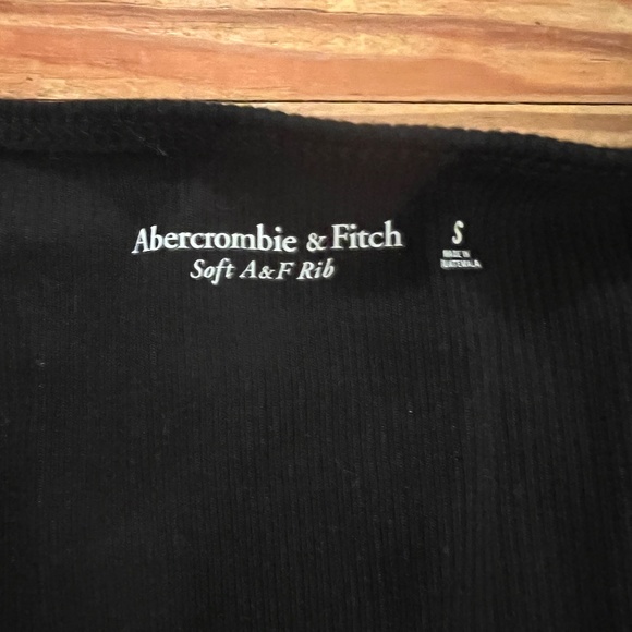 Top - Picture 4 of 4